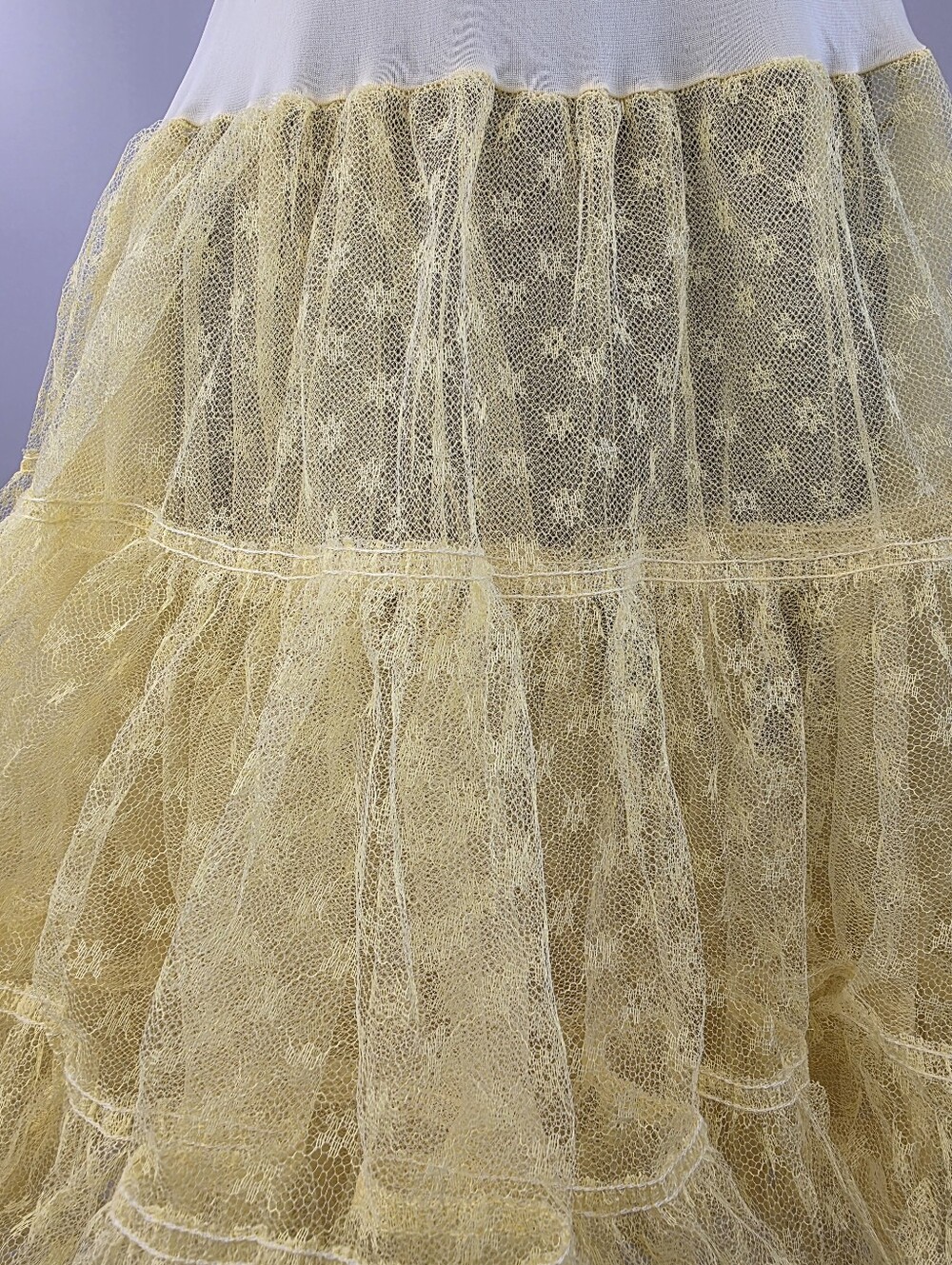 Vintage 50's Yellow High-Waisted Floral Multi-Tiered Crinoline Petticoat Size S - Picture 8 of 8
